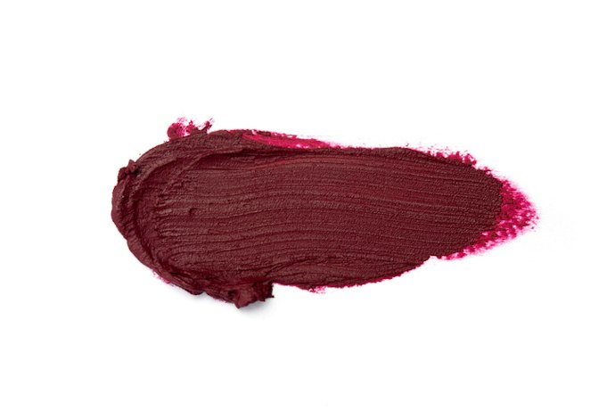 Deep Skin – Look for Rich Berries, Brick Reds, or Terracotta Shades