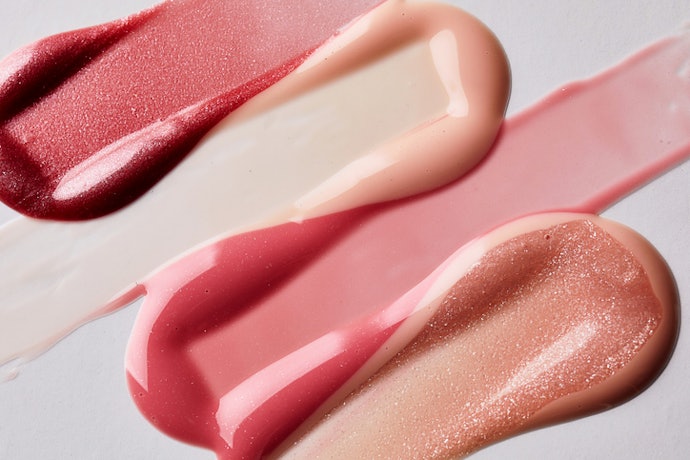 Fair Skin: Try Soft Pinks, Peaches, Nudes, and Light Reds