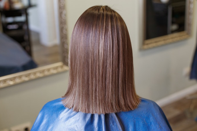 30 Volume (9% Peroxide): For Lightening 2–3 Levels With Permanent Color or Bleach