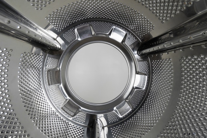 Prefer Rust-Proof Plastic Body or Stainless Steel Inner Drum