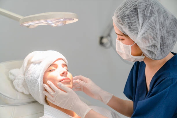 For Dry Skin, Opt for Gentle Exfoliants Like AHAs