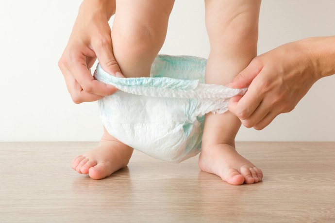 Opt for Diaper Pants With Easy-to-Change Designs, Like Wide-Opening Sides