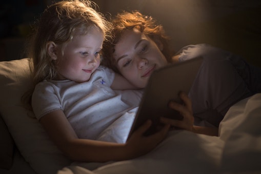 LCD Screens Can Display Color and Are Better for Nighttime Reading