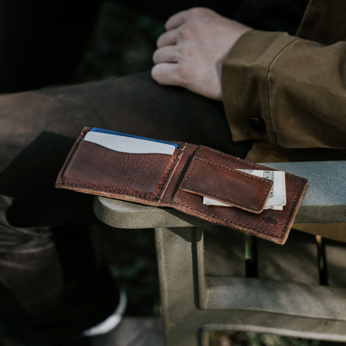 Integrated Money Clip for Secure Cash Storage