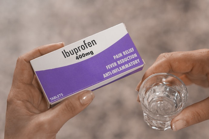 Severe or Persistent Tooth Pain and Swelling: Stronger NSAIDs Like Ibuprofen 400mg