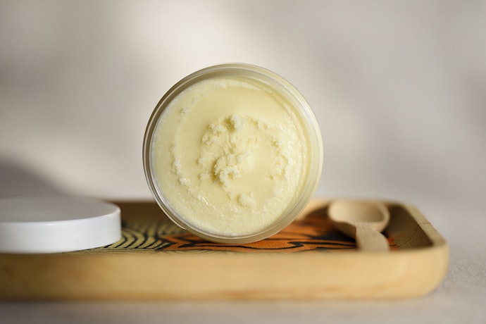 Argan Oil and Shea Butter: For Dry, Puffy, or Coarse Hair