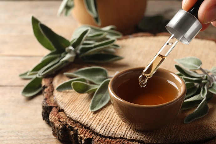 For Daily Wear: Choose Aromatic Fragrances With Floral Hints