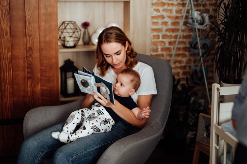 Check the Dimensions—When Reading While Carrying or Cradling Your Baby, Smaller Ones Are Recommended