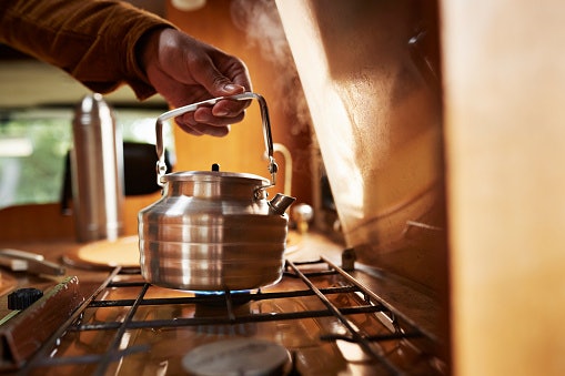Aluminum Burners: Better for Light Cooking and Budget-Friendly Use