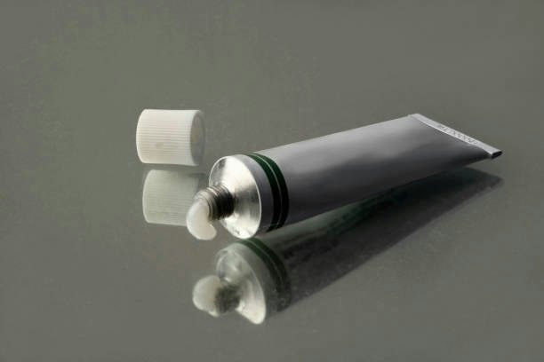 Ointment: Rich and Occlusive, Best for Overnight Healing