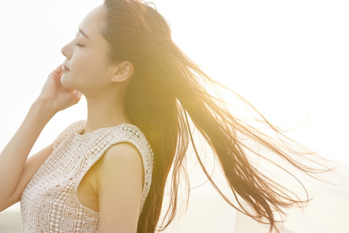 For Sun and Pollution Exposure, Go for Mists With UV Protection or Antioxidants