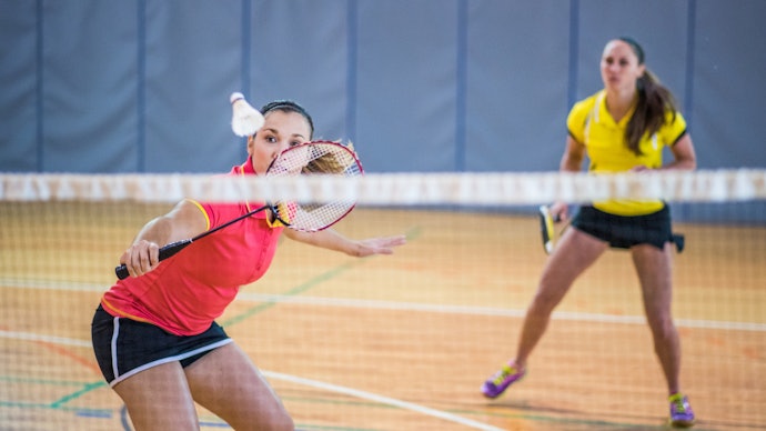 Get a Medium Balance Point (285–295mm) for a Combination of Power and Control