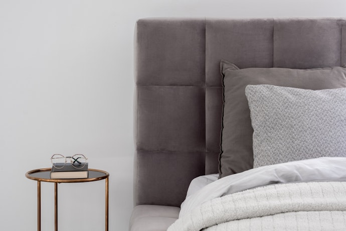 Metal Is Best for Firm, Minimalistic Designs