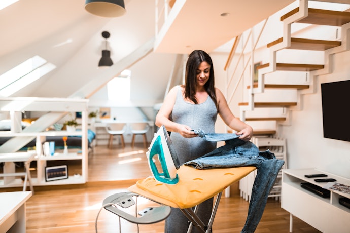 Safety Iron Rest to Prevent Burning Accidents