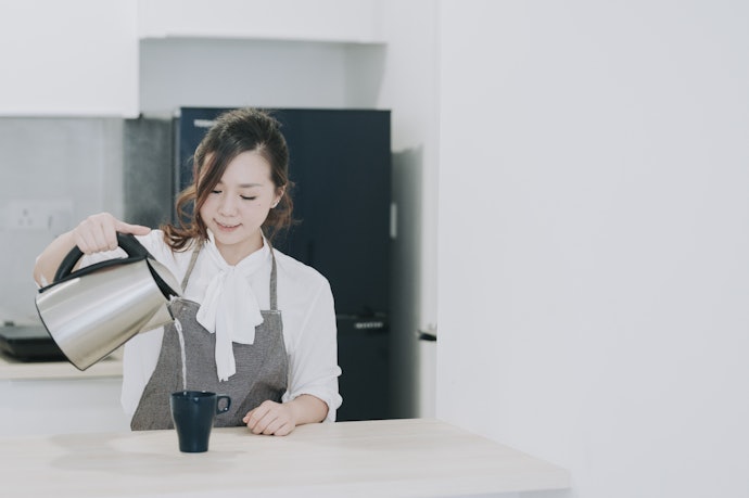Select a Kettle With a Spill-Proof Feature if You Live With Children and Pets