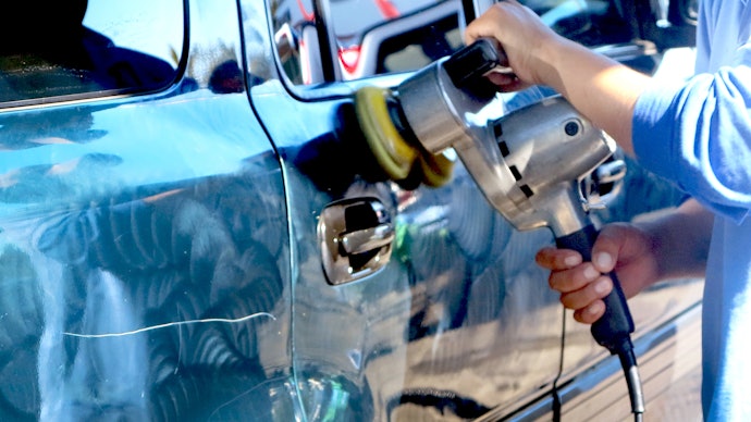 Pneumatic Car Buffers - Uses a Compressor and a Better Choice for Professionals