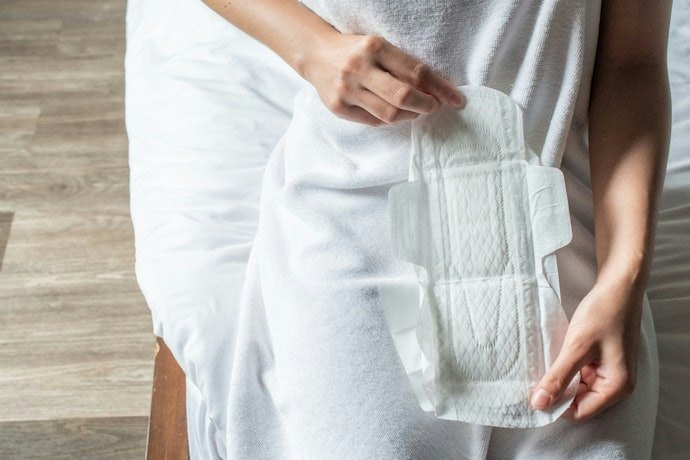 Overnight Pads for Maximum Coverage and Absorbency