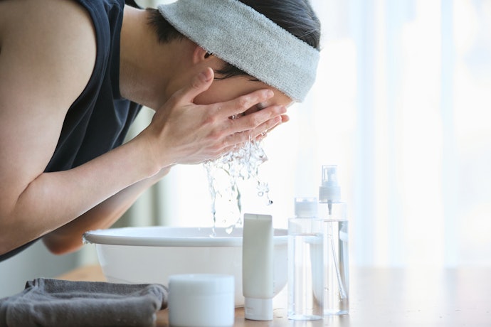 Look for Fragrance-Free and Non-Comedogenic Options