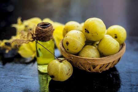 For Hair Fall and Thinning Hair, Look for Strengthening and Hydrating Ingredients