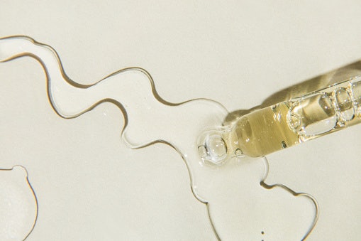 Look for Hydrating Ingredients Such As Vitamin E and Natural Oils to Keep Your Brows Healthy