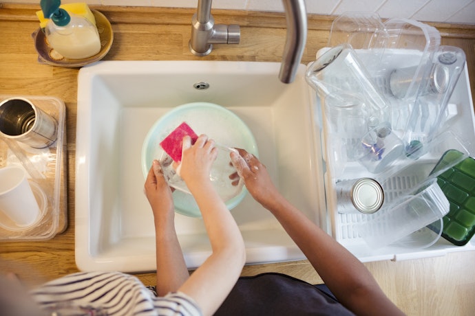 If You Want a Gentle yet Effective Formulation, Go for a Natural Dishwashing Liquid