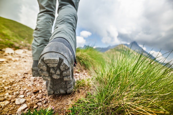 Consider Lugs and Heel Brakes for Better Traction and Grip