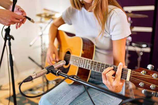 Small Diaphragm: For Precise, Detailed Instrument Recording