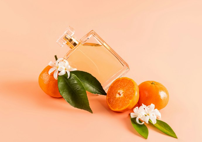 For Everyday Wear: Pick Fresh or Aromatic Scents Like Citrus or Green Apple