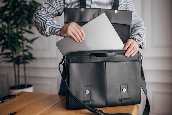 Multiple Pockets and Padded Compartments to Safe Keep Devices