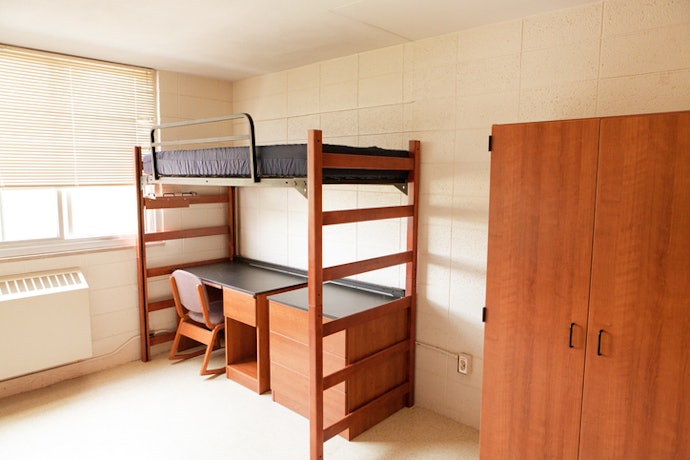 Choose Bunk Beds With Built-in Desks for Study and Work