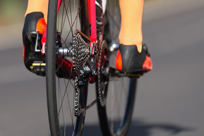 Keep Your Rides Enjoyable and Hassle-Free With Non-slip and Reflectorized Cycling Shoes
