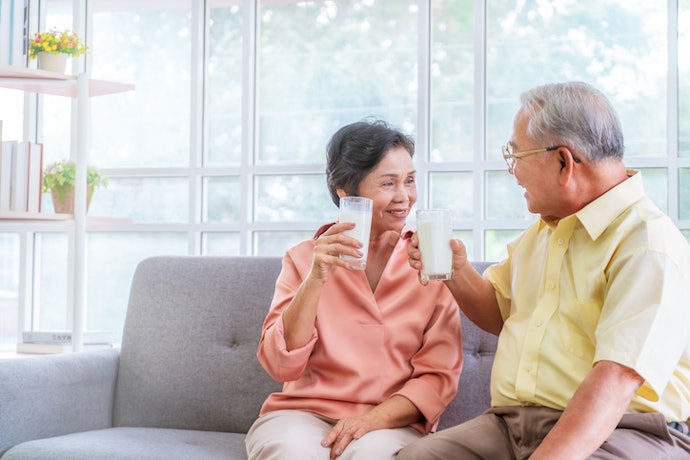For Seniors and Bone Health: Choose High-Calcium Milk With Vitamin D