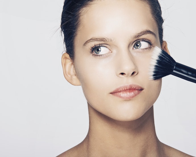 Get a Foundation or Stippling Brush for Flawless Makeup Base