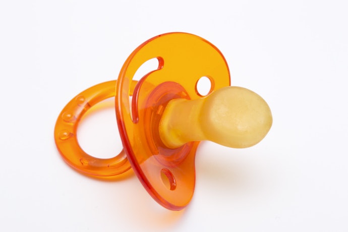 Round Nipple Pacifier for Everyday Soothing
