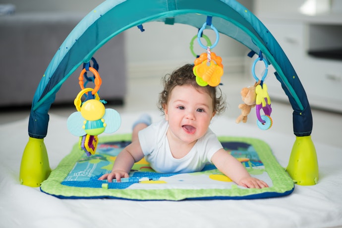 Foldable Playpens Are Perfect for Traveling and Outdoor Use