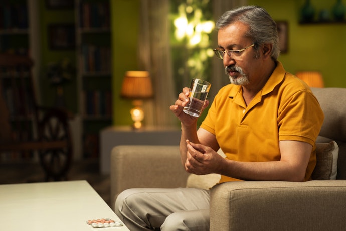 For Tinnitus, Vertigo, or Dementia Symptoms: Up to 240 mg Daily