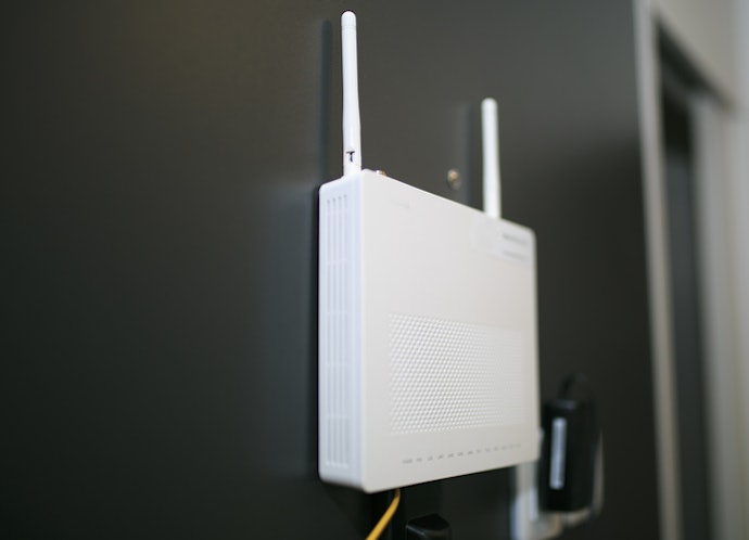Choose a Desktop Extender If You Need LAN/Ethernet Ports