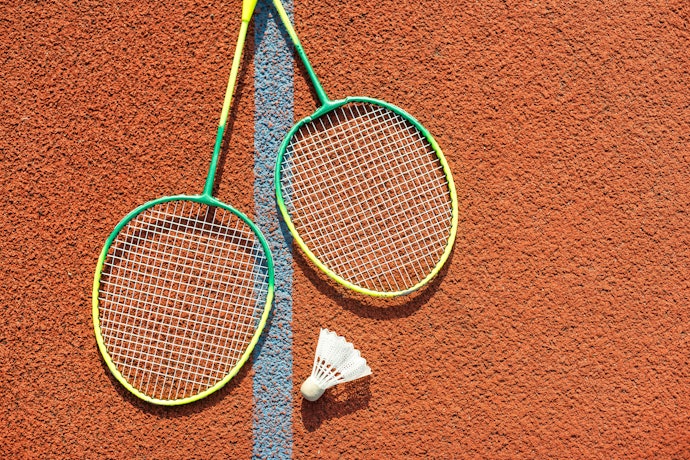 Elevate Your Game With a Performance-Oriented Oval Head Design