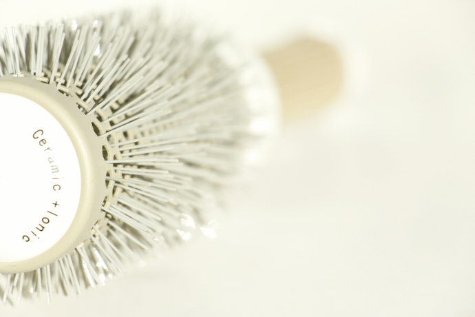 Ceramic to Make the Hair Shinier and Smoother