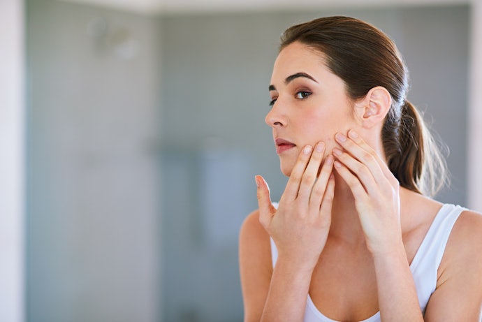 Acne-Prone Skin: Go for Serums Infused With Retinol and Salicylic Acid