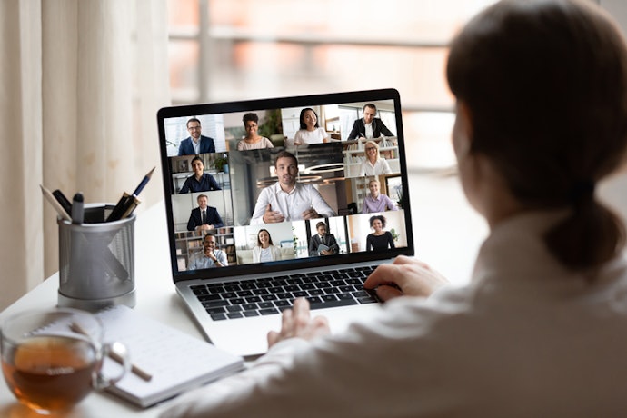 For Clear Video Quality: Opt for a 1080p Full HD Webcam
