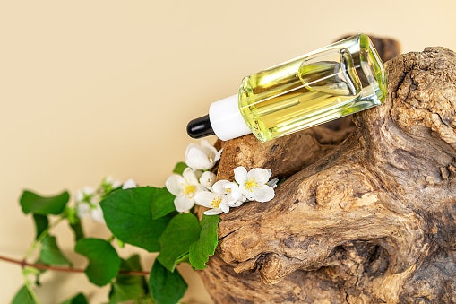Citrus and Woody Scents are a Mood Booster