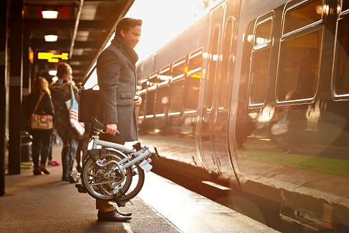 Electric Folding Bikes Maximize Portability