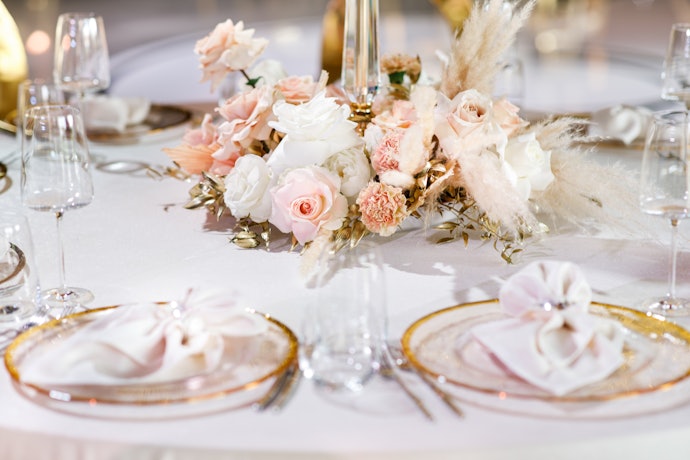China and Bone China for Ultimately Elegant Events