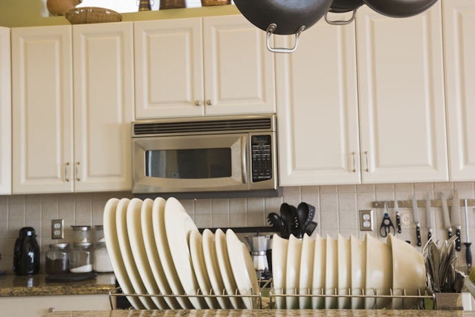 Large Dish Dryers Are Best for a Big Family