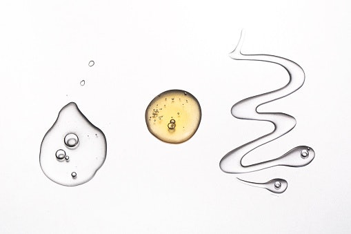 Glycerin and Vitamin B5 Is Safe for Sensitive Skin, Helping It Retain Moisture
