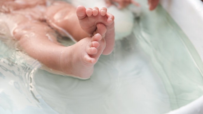 Check for Tear-Free and Gentle Hypoallergenic Formulations