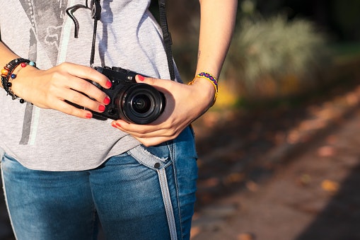 Nikon Mirrorless (Z Series): Faster Autofocus and Better Low-Light for Photos and Videos