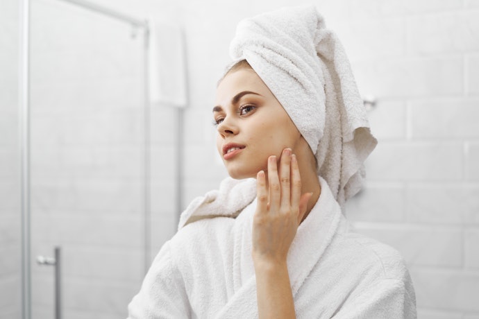 Vitamin C, Glutathione, and Red Algae Inhibit Melanin Production