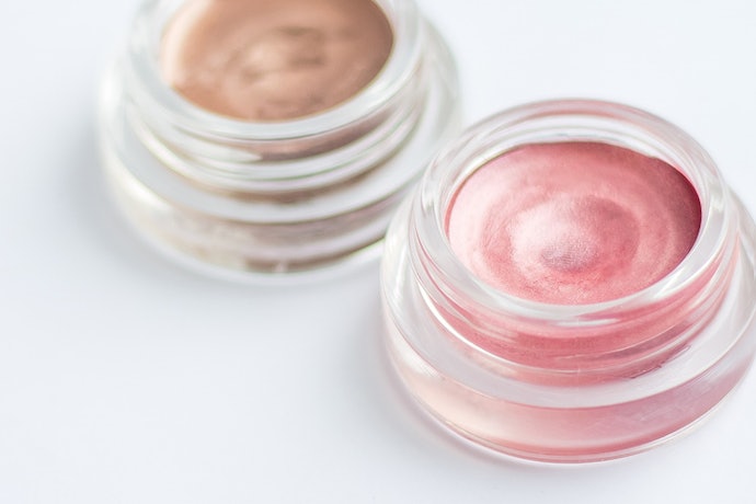 Cream: Smooth, Buildable, and Long-Lasting